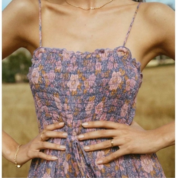 SPELL & THE GYPSY JUNIPER SHIRRED MIDI DRESS - SMALL - Picture 3 of 4